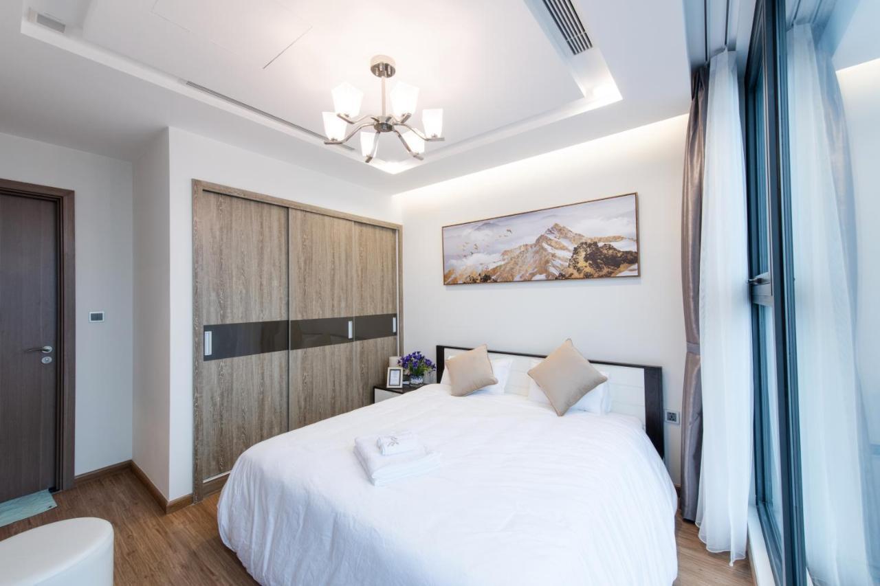 Hi-Home Suites - Vinhomes Metropolis Hanoj Exteriér fotografie