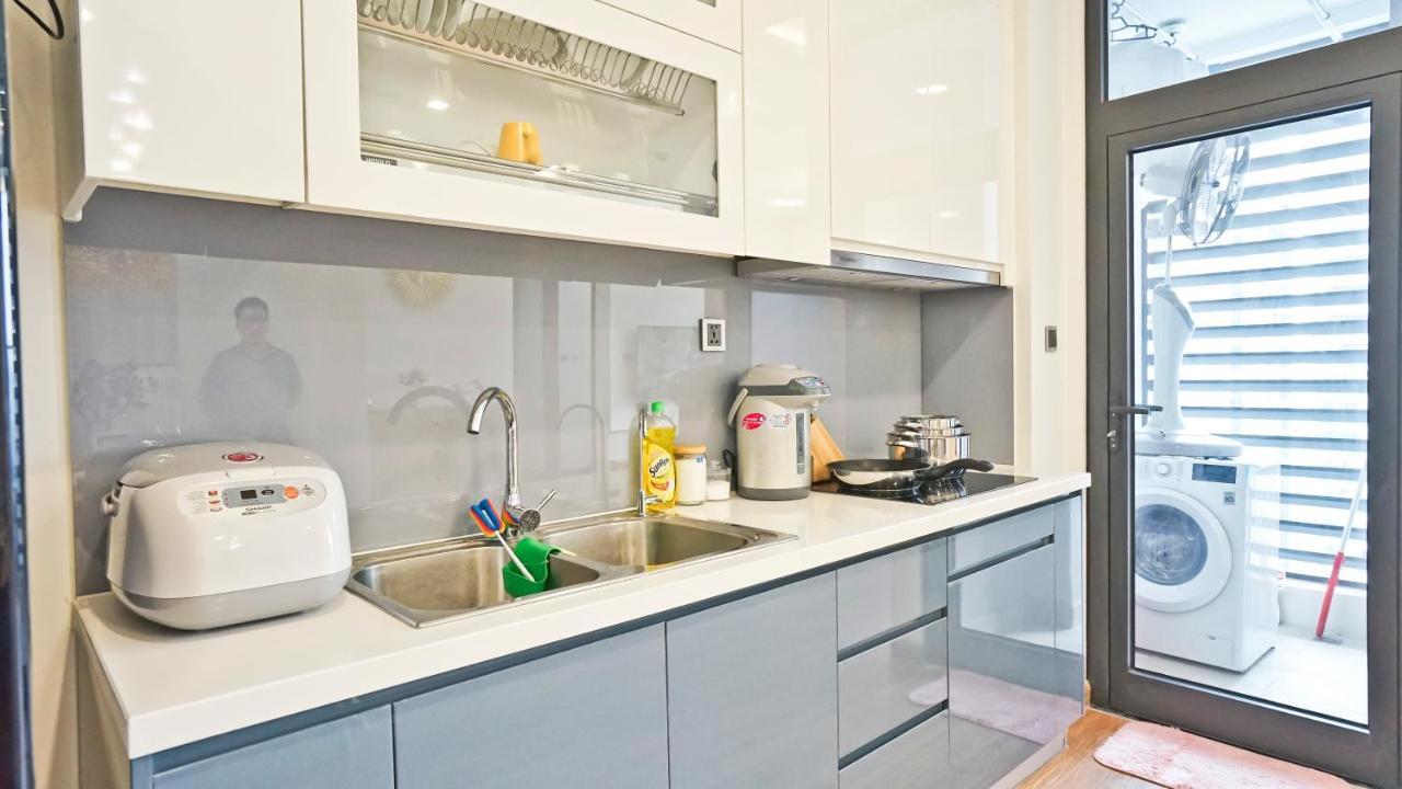 Hi-Home Suites - Vinhomes Metropolis Hanoj Exteriér fotografie